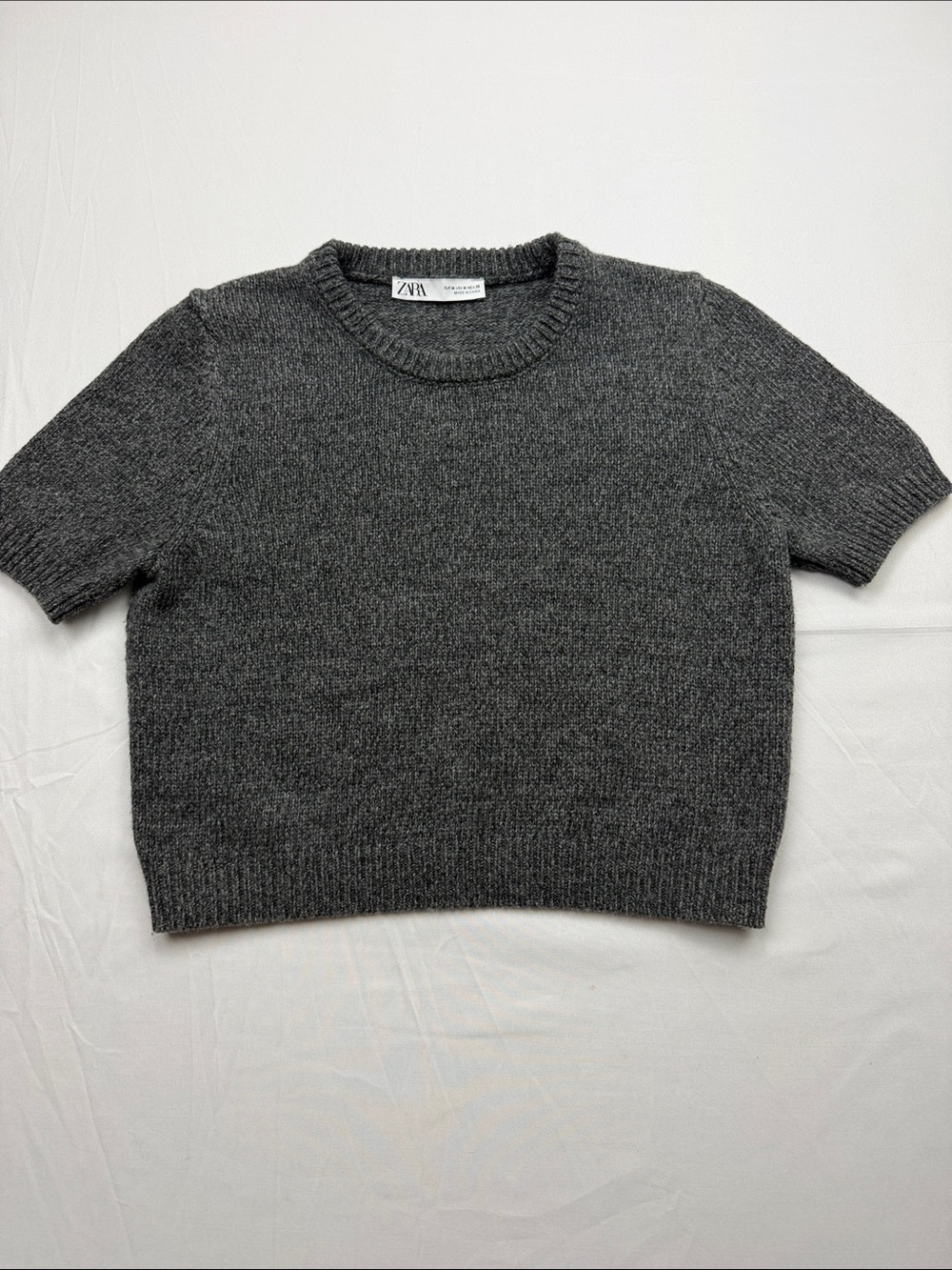 ZARA Crewneck Short Sleeve Cropped Sweater - Charcoal